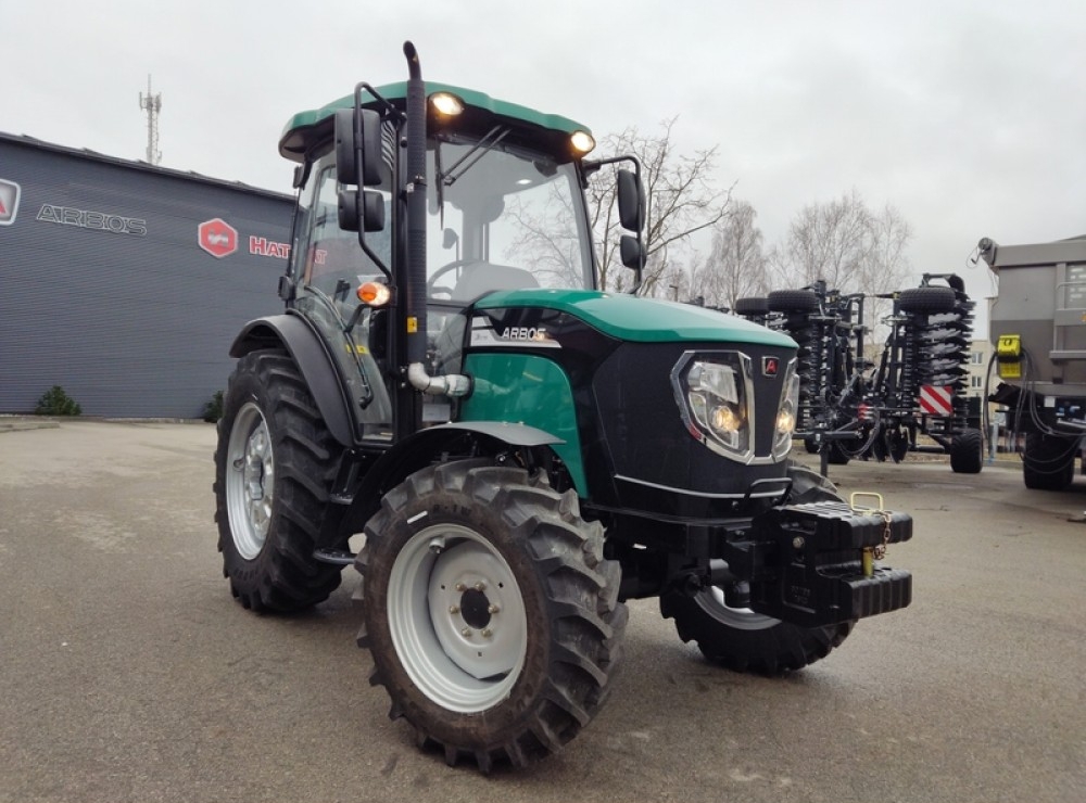 AUPAX 3075 kompakts traktors (75 ZS)