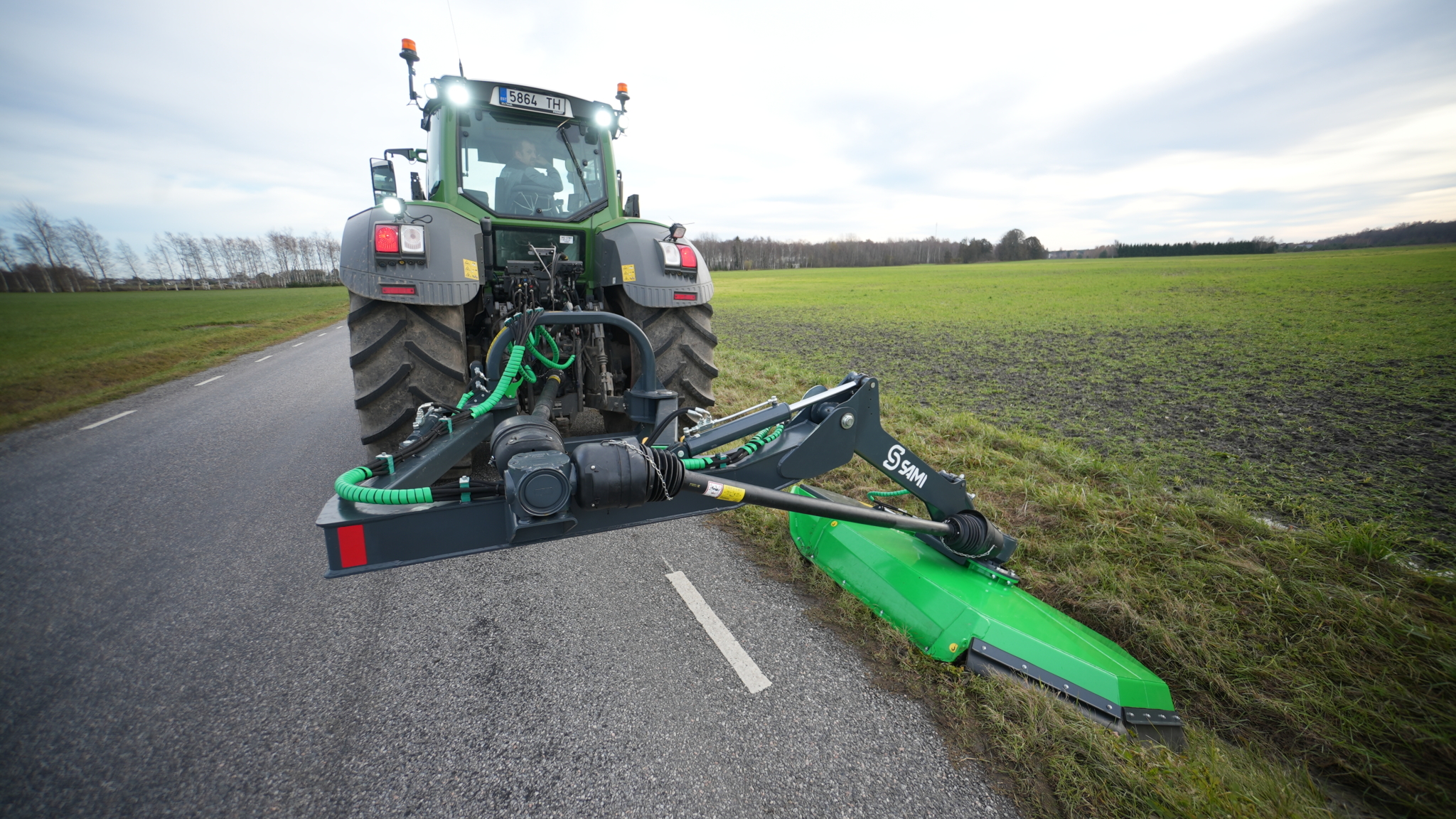 Ķēžu mulčētājs CM-1700 – profesionālai krūmu un ceļmalu apkopei