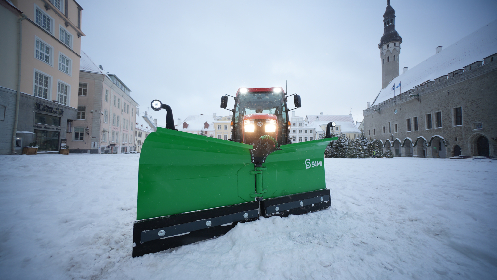 VL Compact sniega lāpsta – regulējama V-veida lāpsta traktoriem un iekrāvējiem (1600 / 1800 / 2000)